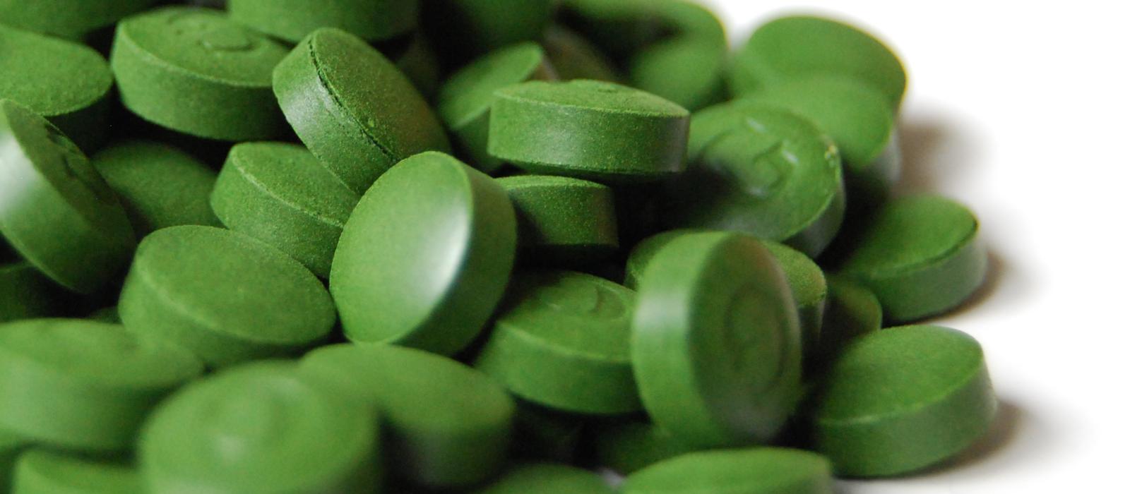 https://www.dobrezdravie.sk/image/cache/catalog/clanky/chlorella1600x700-12jpg-1600x700.jpg https://www.dobrezdravie.sk/image/cache/catalog/clanky/chlorella1600x700-12jpg-1600x700.jpg